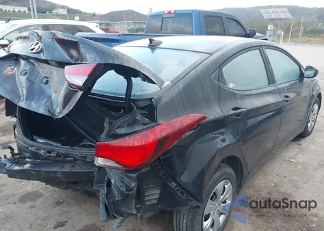 2016 Hyundai Elantra Se z USA, uszkodzony, nr VIN 5NPDH4AE3GH761551